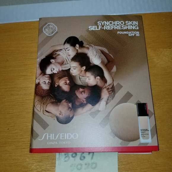 ✅3967 NEW Siseido Sample Card 4 Synchro Skin Self Refreshing Foundation SPF 20 - Picture 1 of 7